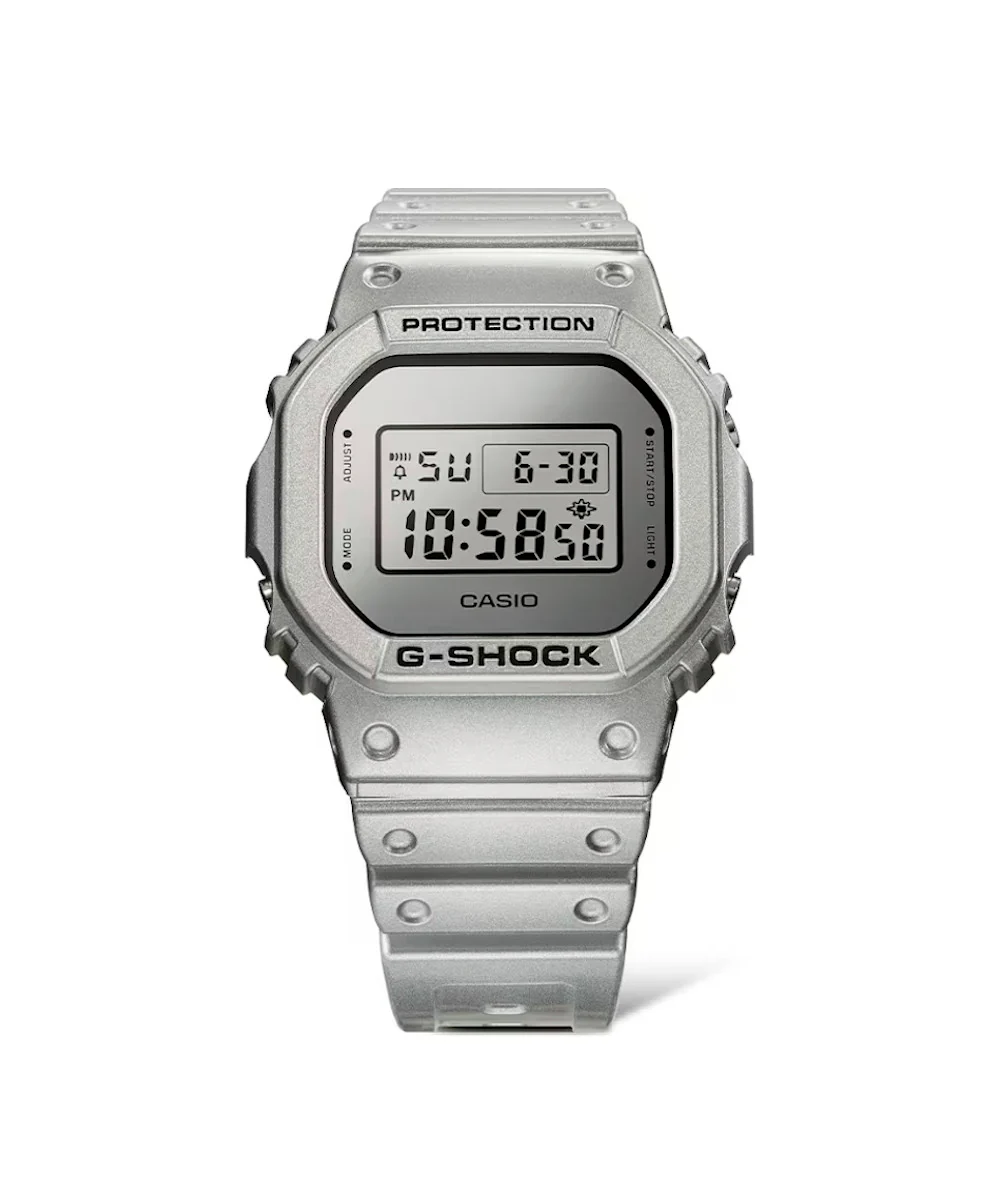 RELOJ CASIO G-SHOCK DW-5600FF-8DR- PLATEADO - Image 4