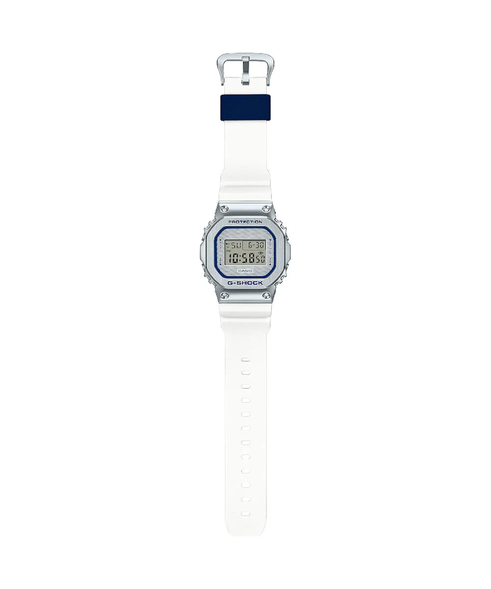 RELOJ CASIO G-SHOCK GM-5600LC-7DR- BLANCO - Image 5