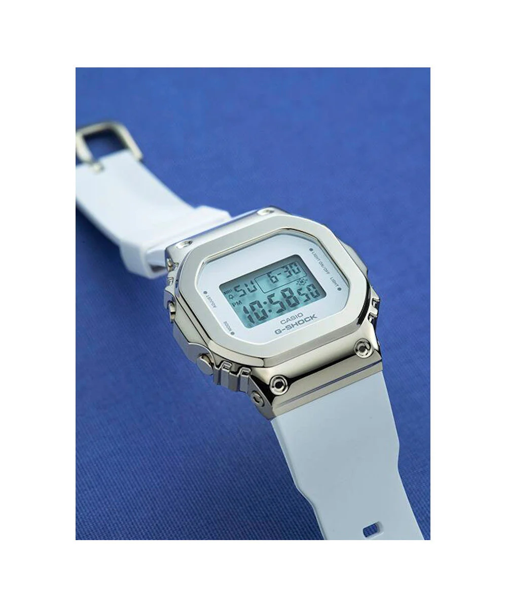 RELOJ PARA MUJER CASIO G-SHOCK GM-S5600SK-7DR -GRIS - Image 4