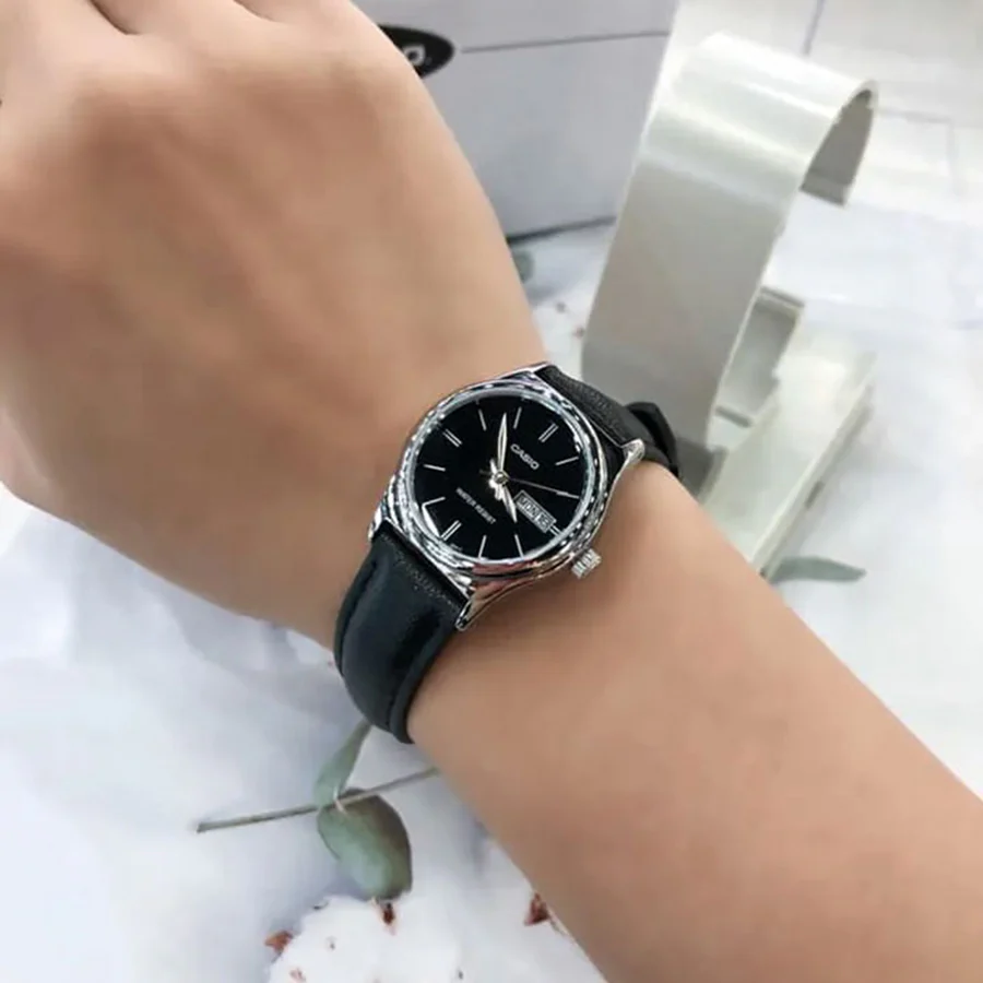 RELOJ PARA MUJER CASIO LTP-V006L-1B2UDF -NEGRO - Image 2