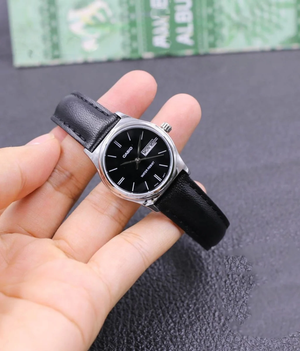 RELOJ PARA MUJER CASIO LTP-V006L-1B2UDF -NEGRO - Image 4