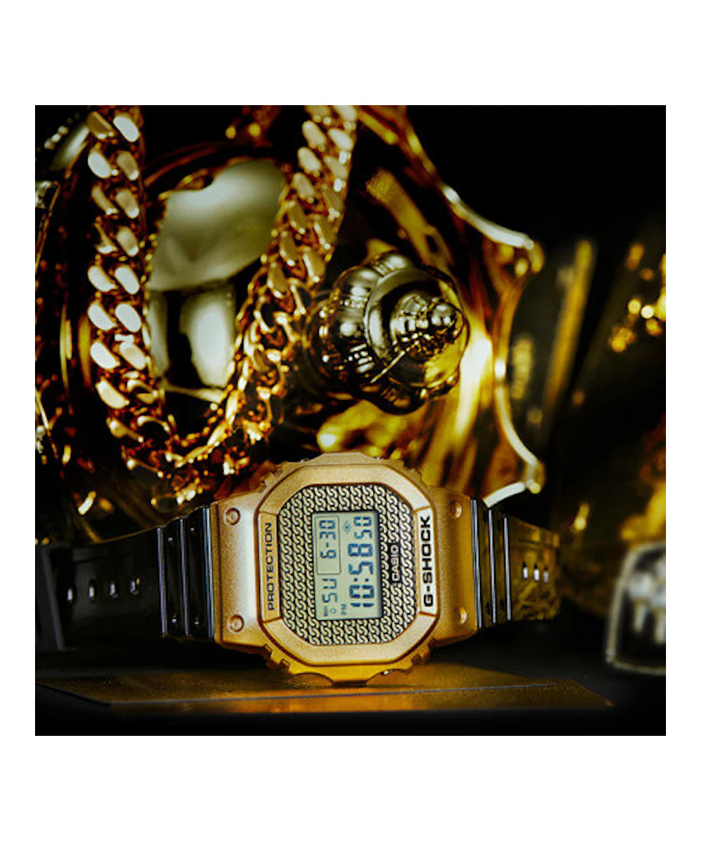 RELOJ CASIO G-SHOCK DWE-5600HG-1DR- DORADO - Image 3