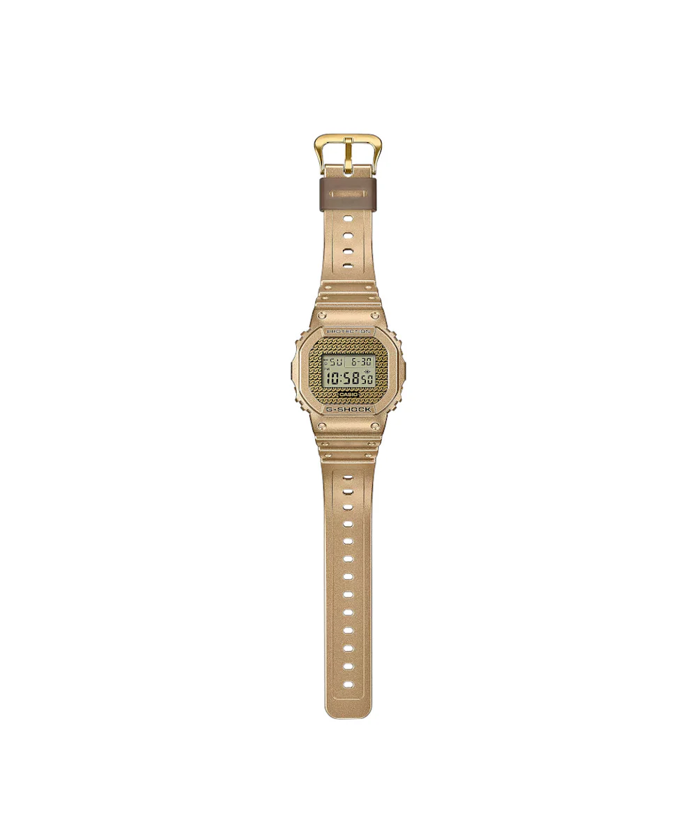 RELOJ CASIO G-SHOCK DWE-5600HG-1DR- DORADO - Image 4
