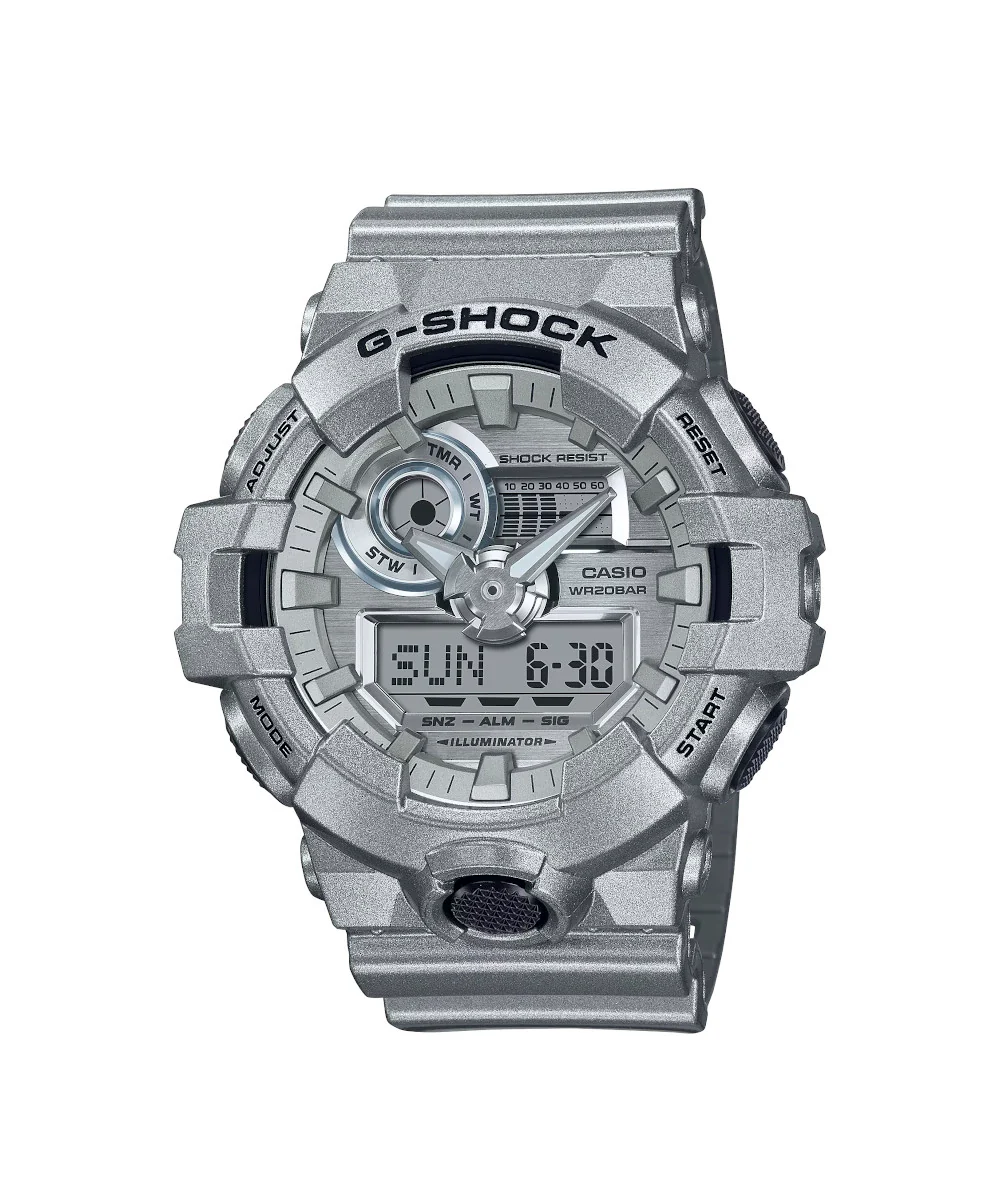 RELOJ CASIO G-SHOCK GA-700FF-8ADR- PLATEADO