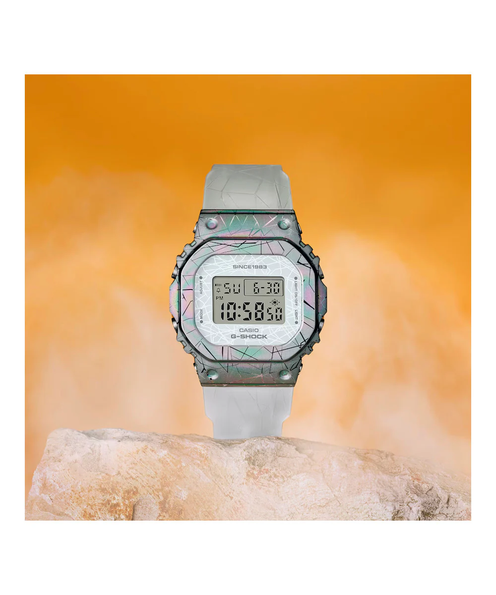 RELOJ CASIO G-SHOCK GM-S5640GEM-7DR- BLANCO - Image 4