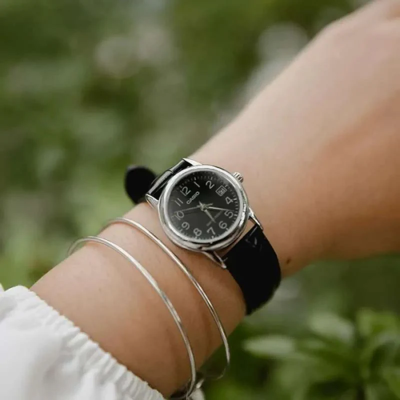 RELOJ PARA MUJER CASIO LTP-V002L-1BUDF -NEGRO - Image 4