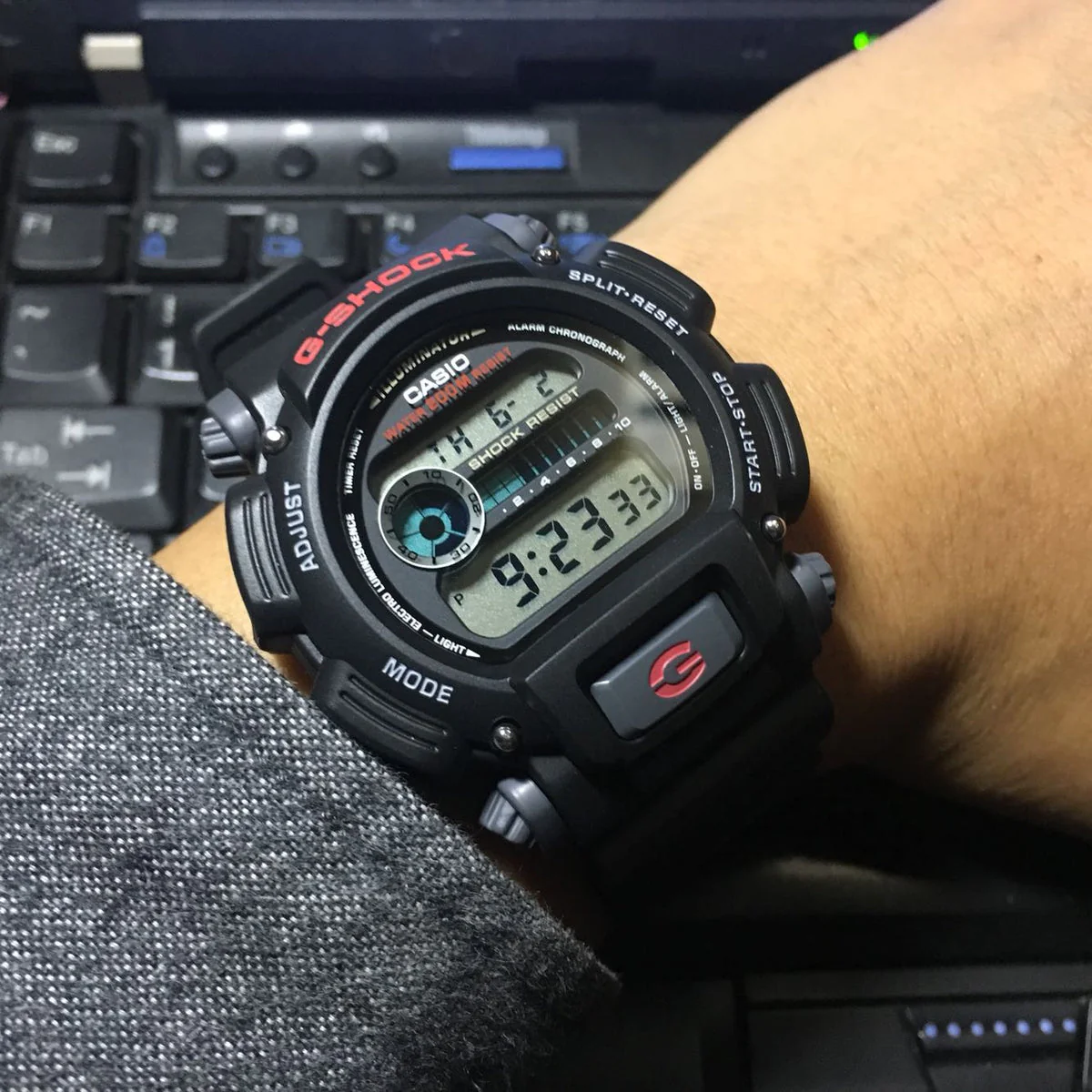 RELOJ CASIO G-SHOCK DW-9052-1VDR- NEGRO - Image 2