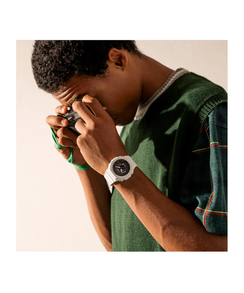 RELOJ CASIO G-SHOCK GA-2100-7ADR- BLANCO - Image 2