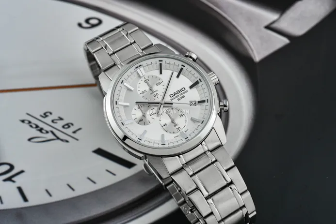 RELOJ PARA HOMBRE CASIO MTP-E510D-7AVDF - BLANCO - Image 3