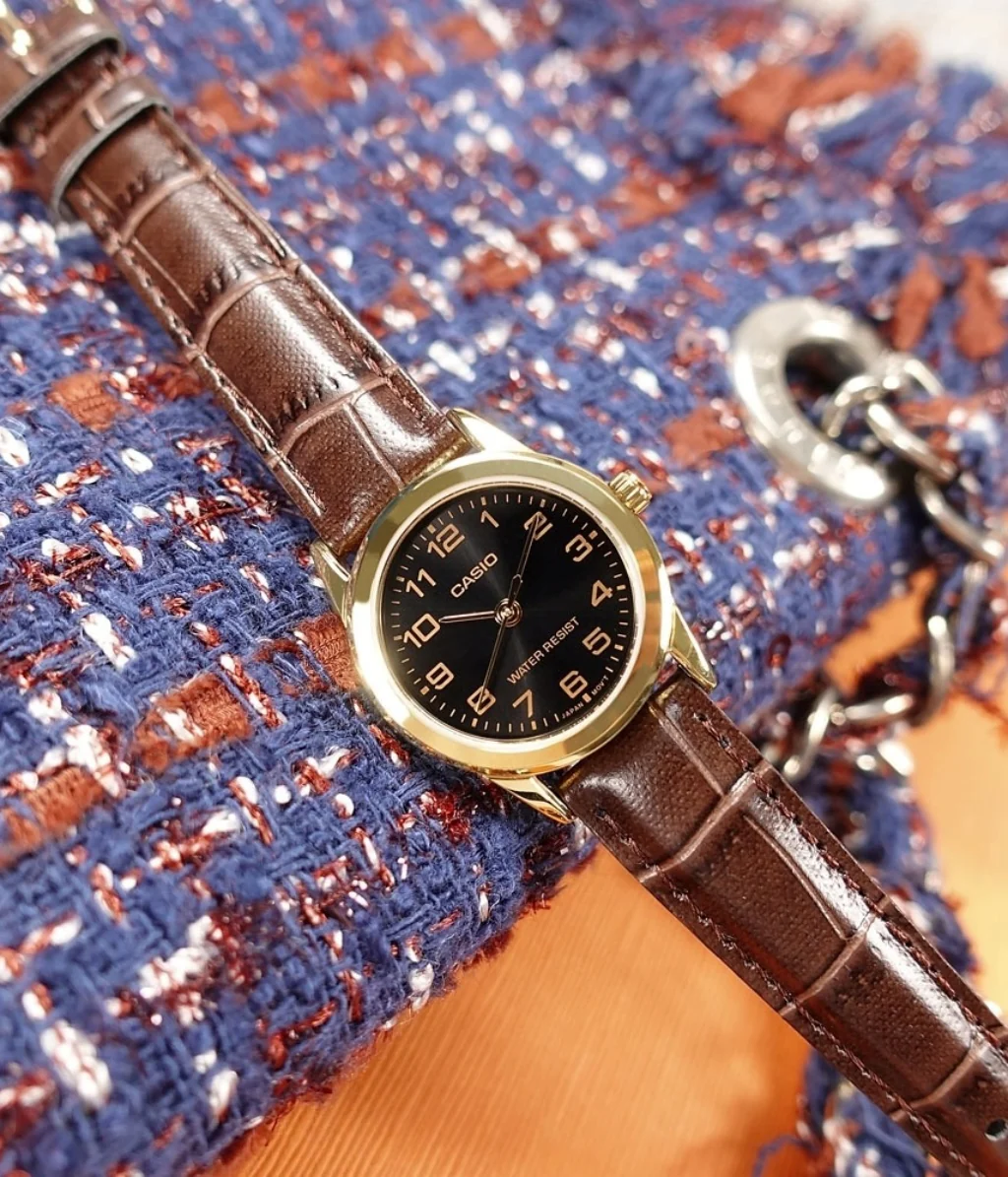 RELOJ PARA MUJER CASIO LTP-V001GL-1BUDF -CAFÉ - Image 4